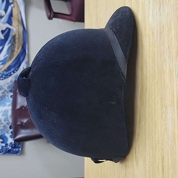 Crump Mastermade Equestrian Velvet Riding Hat - Picture 3 of 5